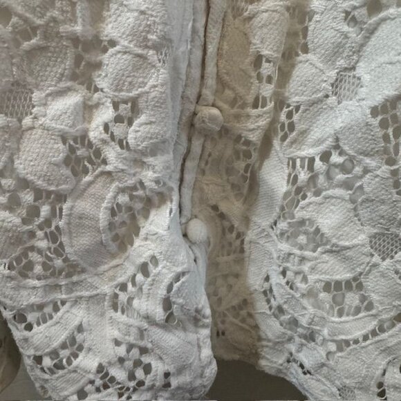 Torrid Vintage-Style White Lace Button-Front Ruffle Sleeveless Top With Delicate - Picture 5 of 13